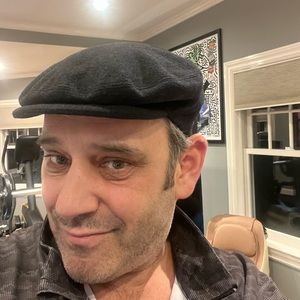 LORO PIANA men's cashmere cap in heathered navy